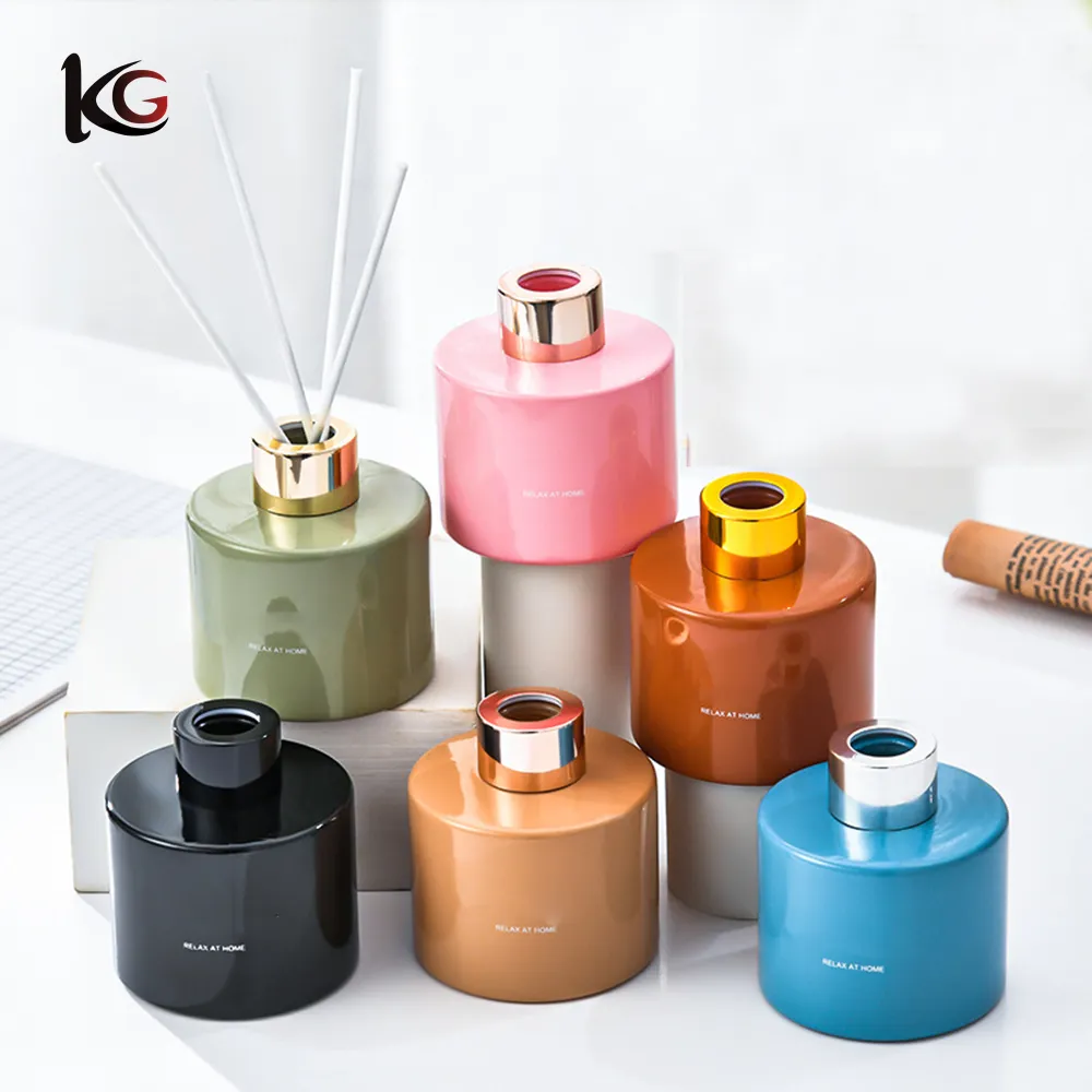 reed diffuser-17 140ml In Stock Wholesale Thick Glass Diffuser Bottles - Simple Empty Bottles for Home, Hotel & Scent Refilling - Image 1