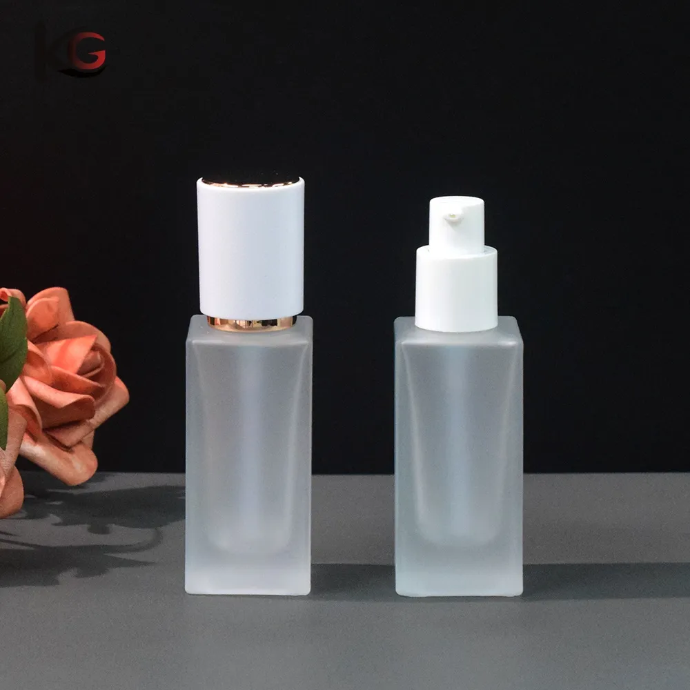 XZJ-F083 (14) Wholesale 30ml Clear Matte Foundation Bottle China Supplier - Image 1